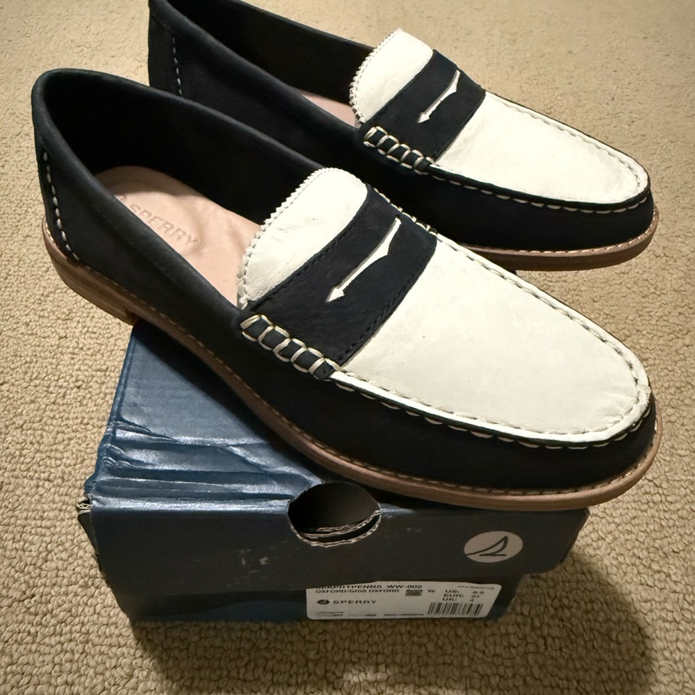 Sperry Two-Tone Black and White Loafers